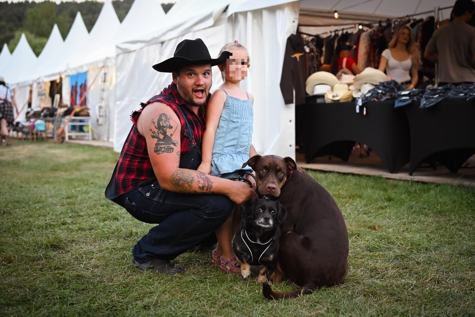 FOTO Slovenija ugostila veliki western festival, a psi su ukrali show