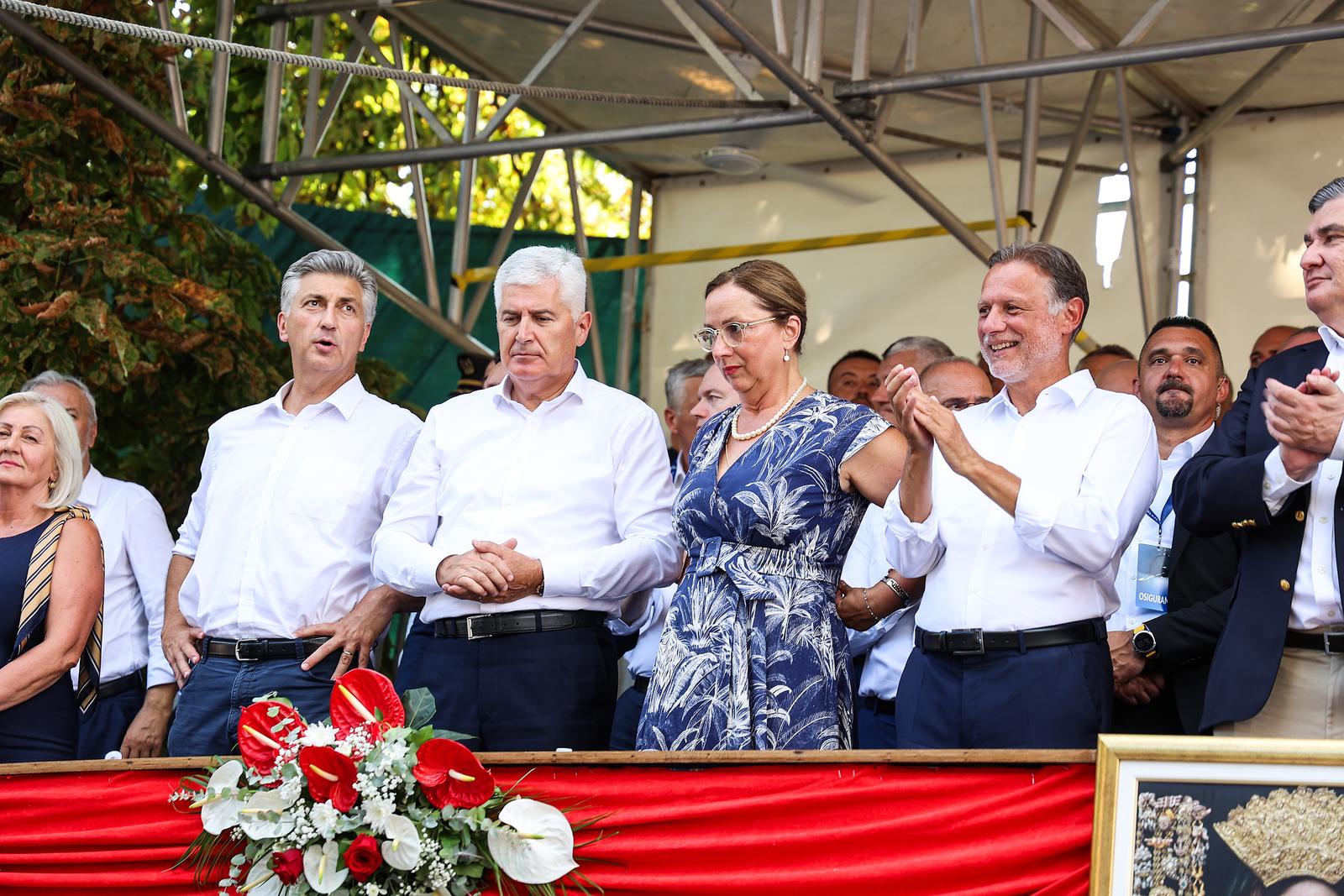 Bulj odbio sjediti s vladom u Sinju. HDZ: Uvijek je sam sebi bio najvažniji
