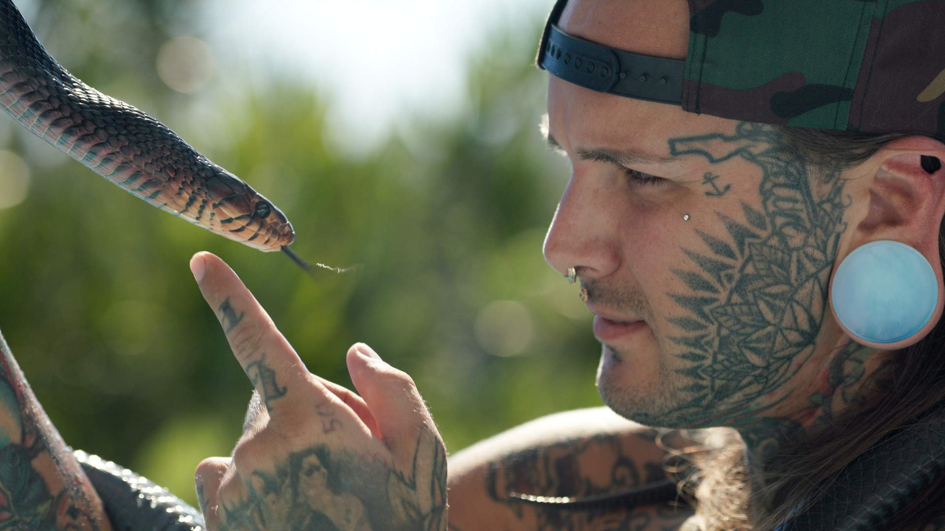 Na HBO je stigla serija "Božja čudovišta", novi hit redatelja "Tiger Kinga"