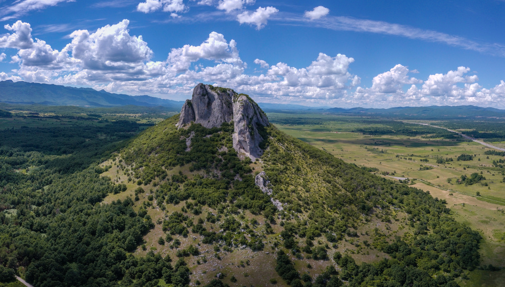 Ovo zatrpavaju smećem. Fotografije predivne Like