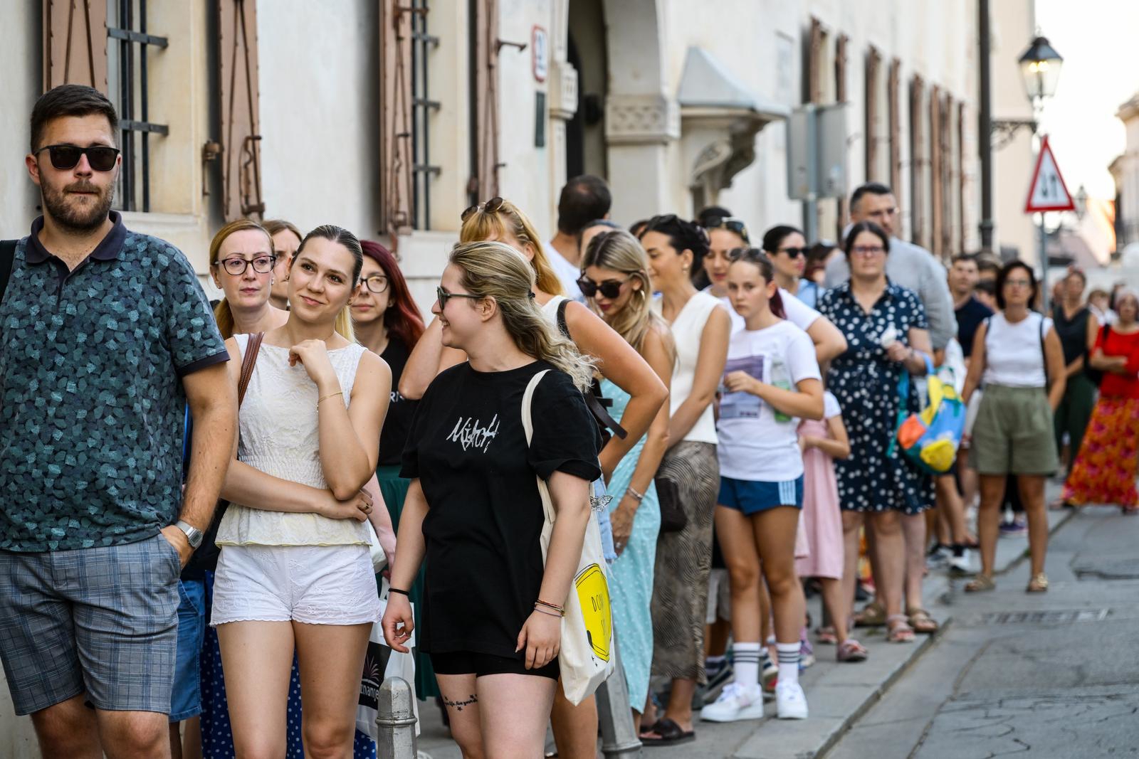 VELIKA GALERIJA Kakva večer! Pogledajte najbolje fotke pomrčine Sunca