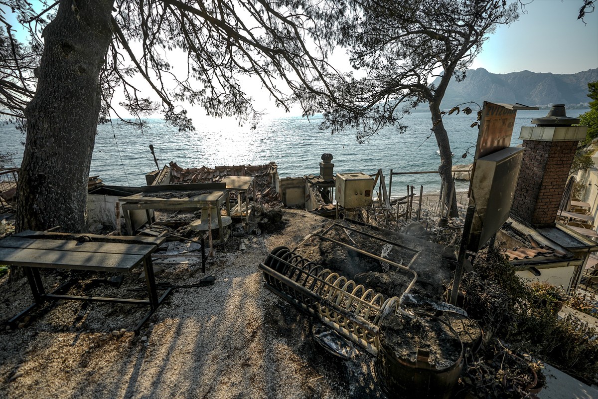 Slovenski vatrogasci pomažu u gašenju požara u Hrvatskoj
