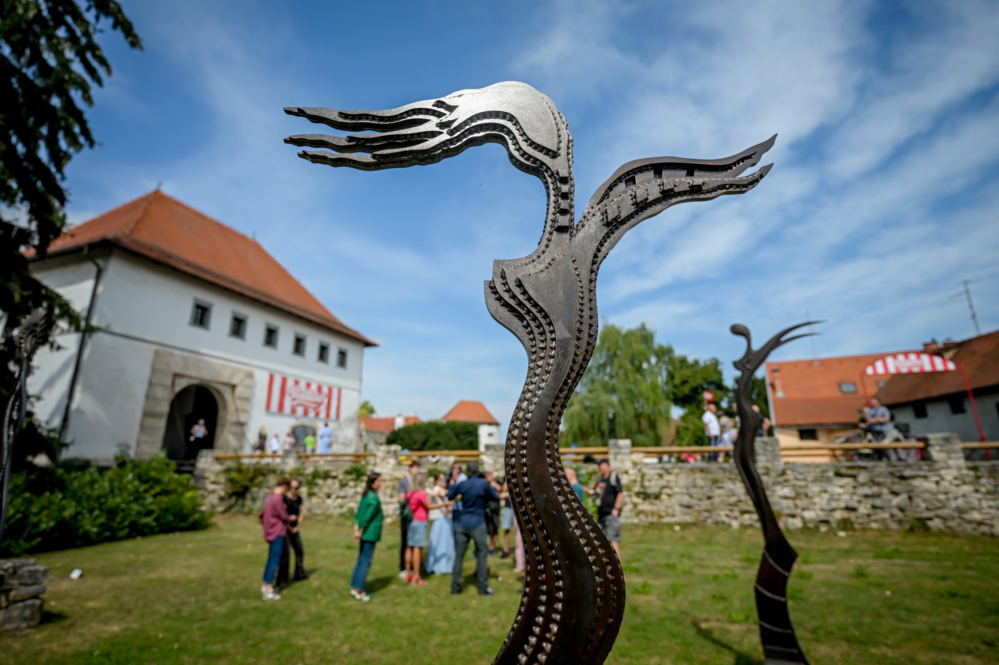 Lupino se nakon 5 godina vratio u Varaždin. Monumentalne skulpture na Špancirfestu