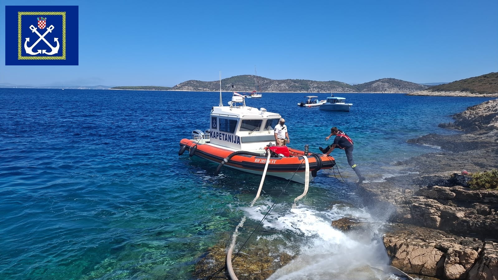 VIDEO Požar na Paklenim otocima pod kontrolom, gasili ga kanaderi