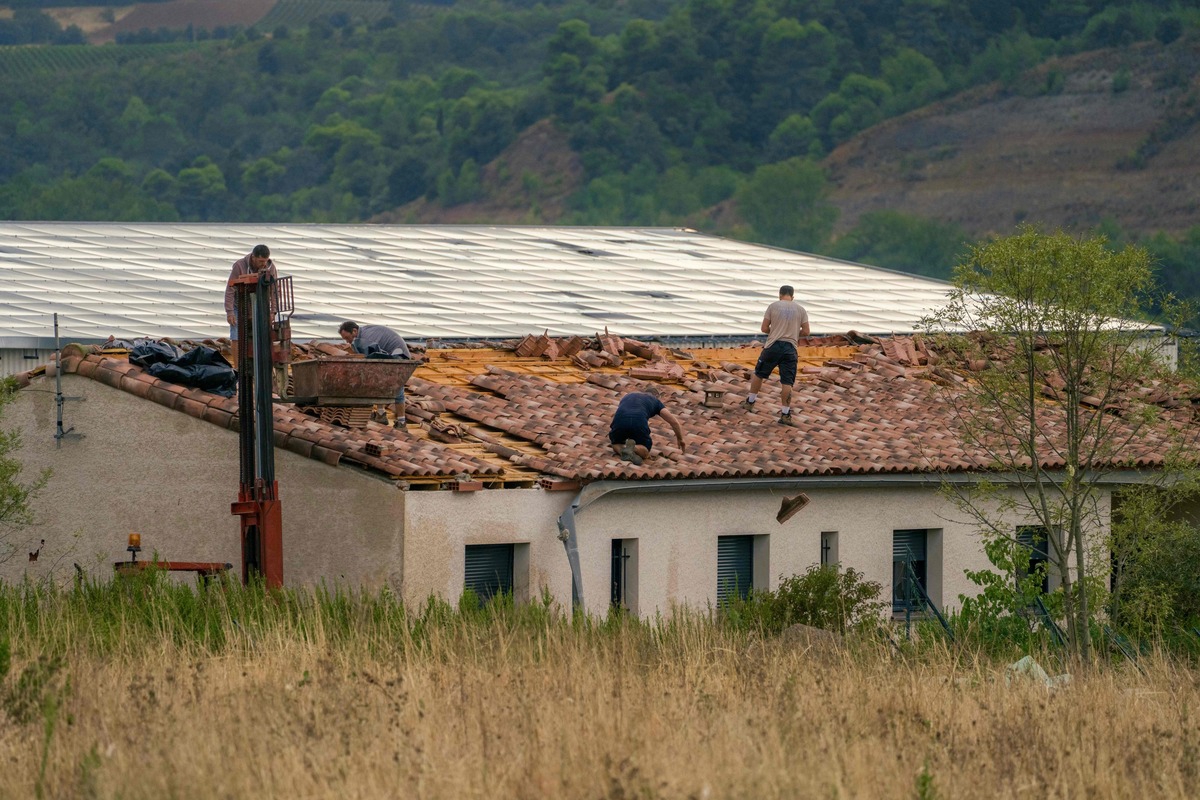 FOTO I VIDEO Tornado na jugu Francuske. Ozlijeđena 41 osoba, oštećeno 300 kuća
