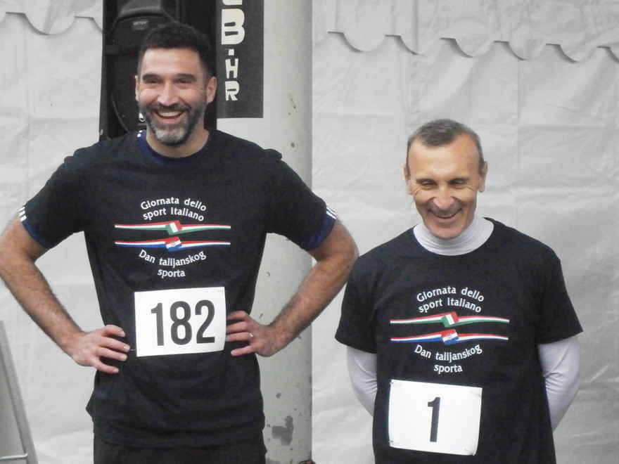 Spremni za Utrku prijateljstva državni tajnik Ministarstva turizma i sporta g. Pavić i veleposlanik Trichilo 2024.