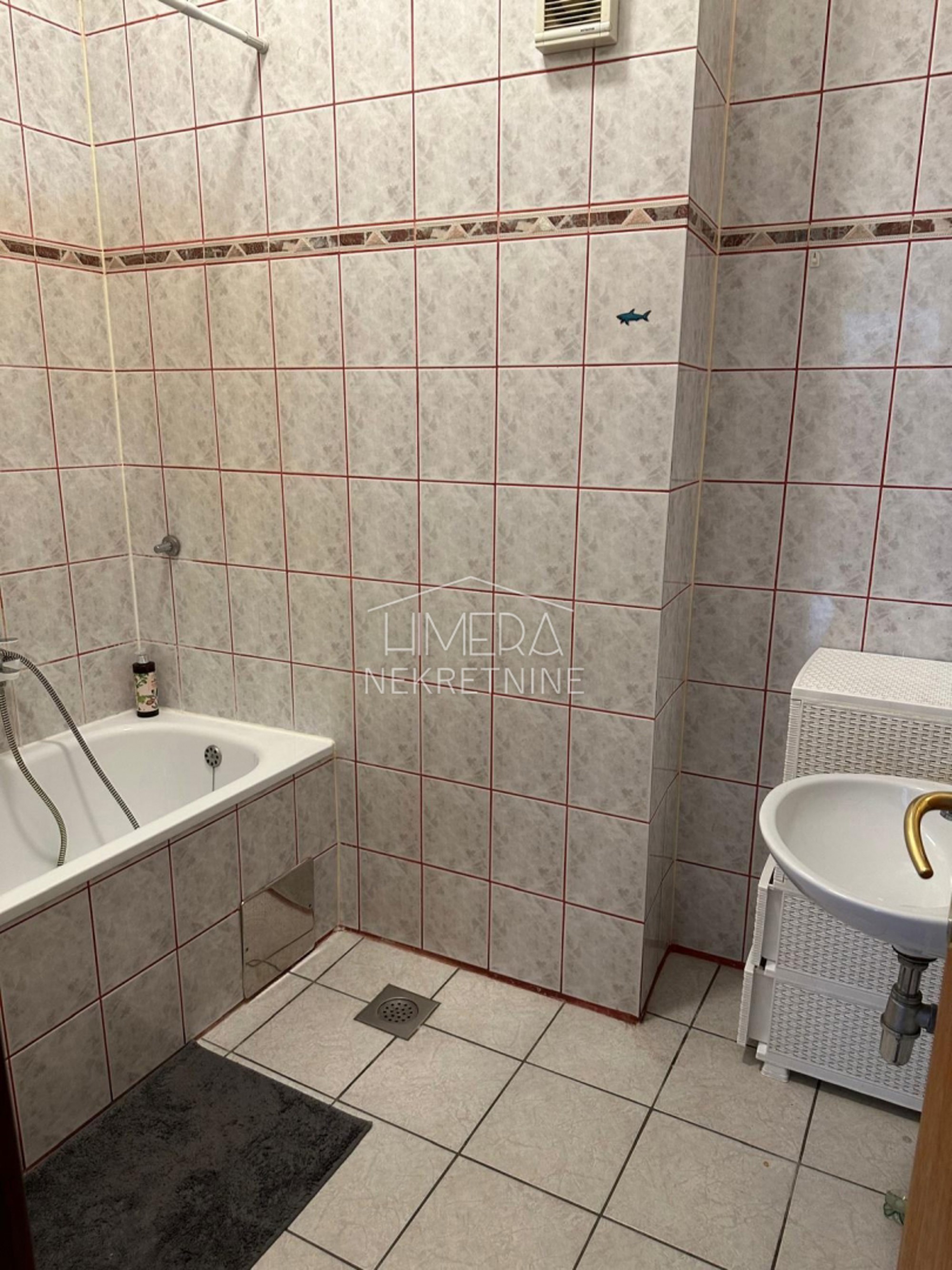 U Zagrebu se prodaje trosobni stan od 86 kvadrata. Cijena je 200.000 €