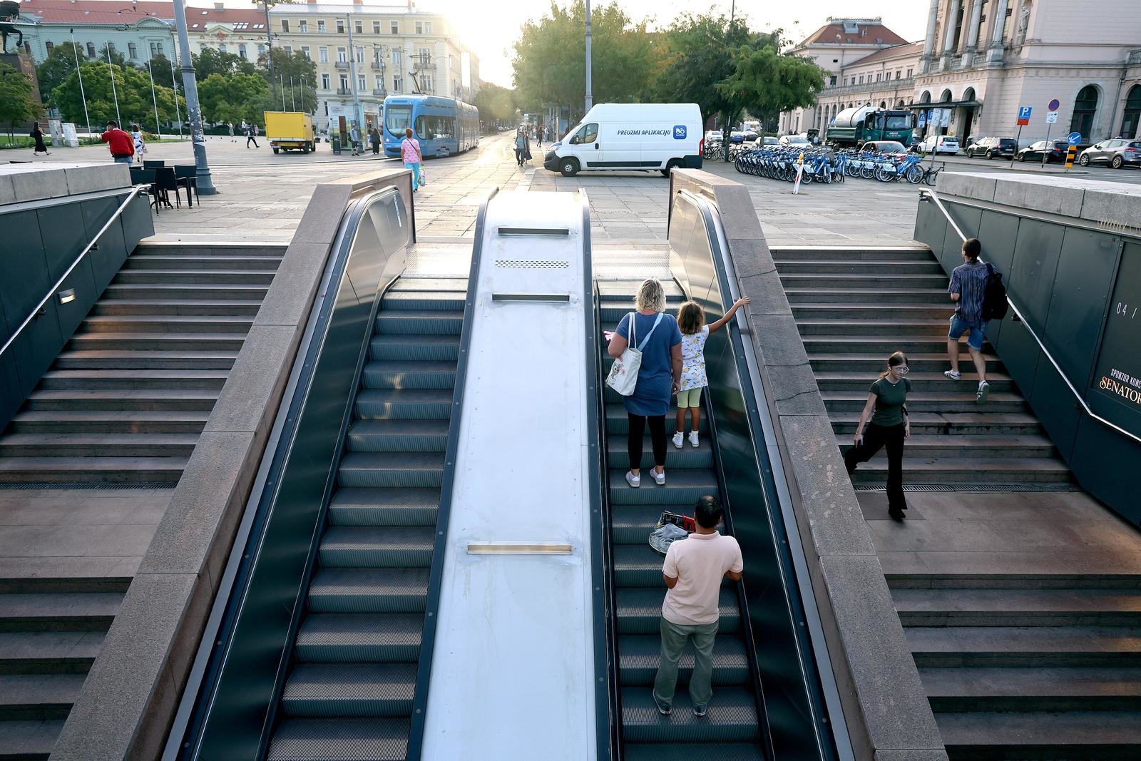 VIDEO Najpoznatije stepenice u Zagrebu konačno rade. Trebale su "samo" dvije godine