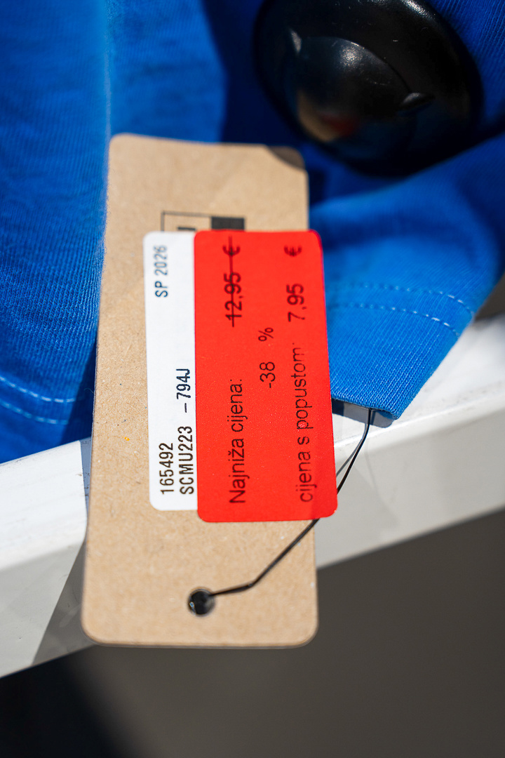 Obišli smo Designer Outlet Croatia uoči škole. Tenisice sa 63 na 20 €, majice od 14 €