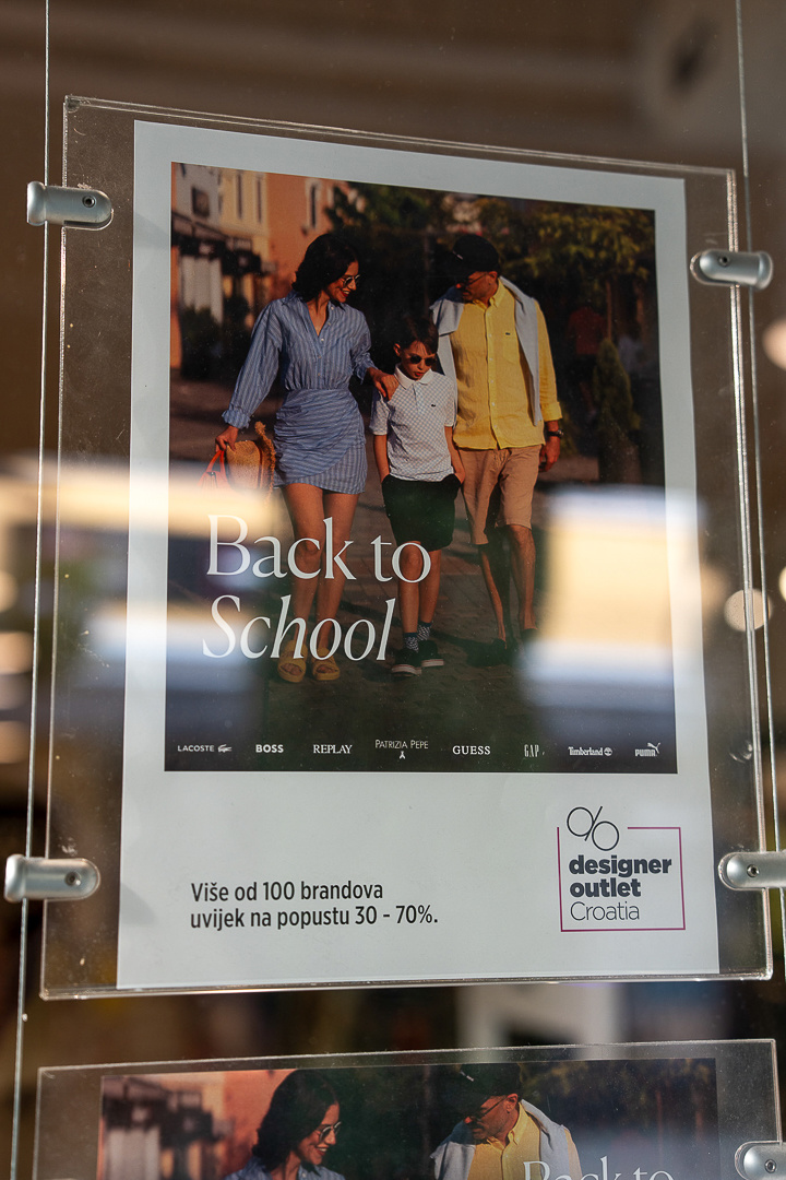 Obišli smo Designer Outlet Croatia uoči škole. Tenisice sa 63 na 20 €, majice od 14 €