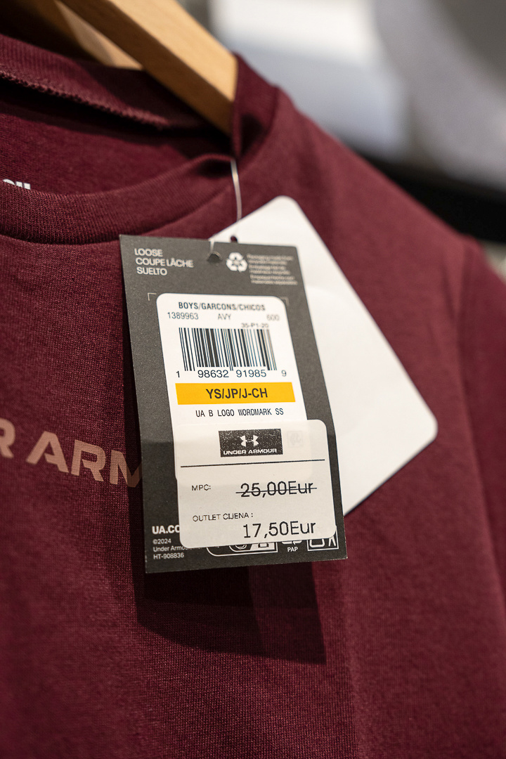 Obišli smo Designer Outlet Croatia uoči škole. Tenisice sa 63 na 20 €, majice od 14 €