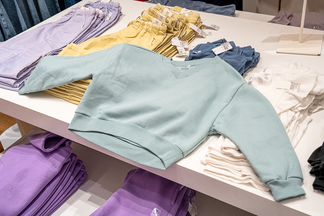 Obišli smo Designer Outlet Croatia uoči škole. Tenisice sa 63 na 20 €, majice od 14 €