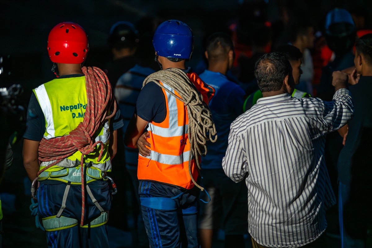 Raste broj mrtvih u Nepalu, traga se za 3500 ljudi. Ipak traže pomoć