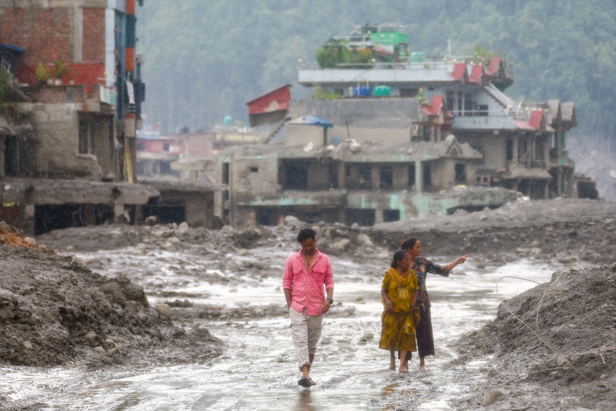 Raste broj mrtvih u Nepalu, traga se za 3500 ljudi. Ipak traže pomoć