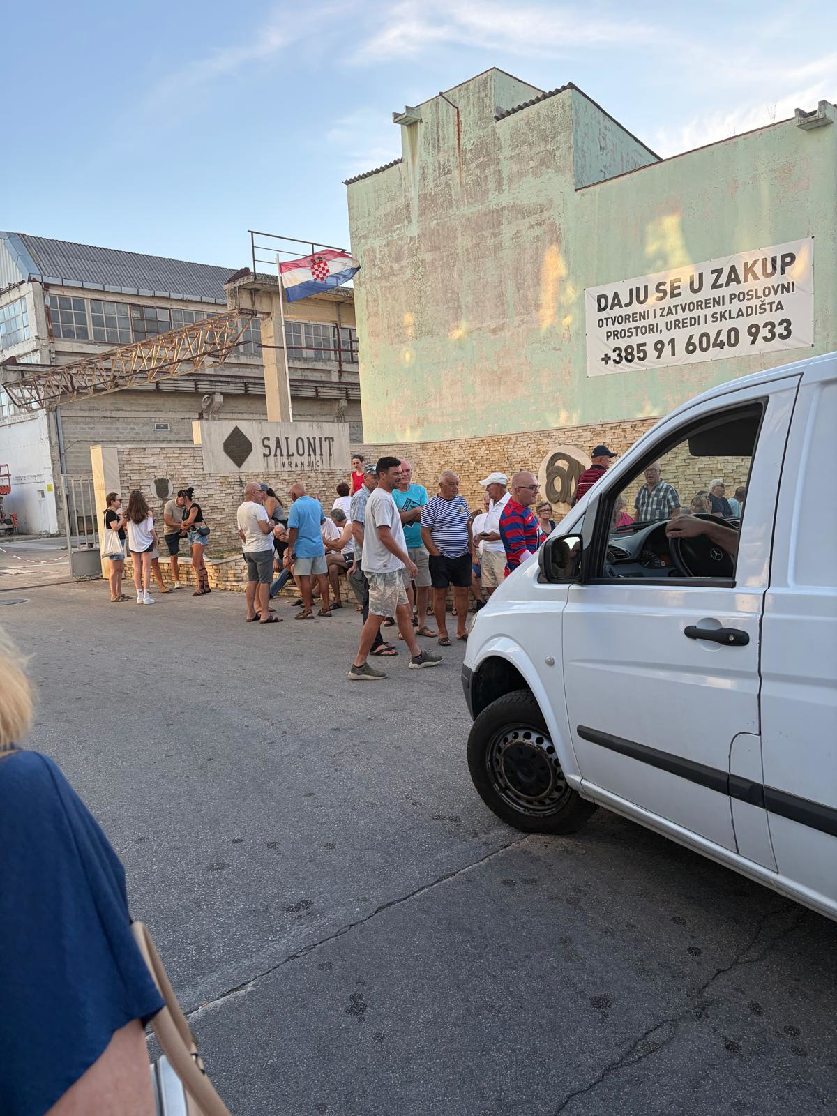 Radnici Salonita prosvjedovali jer ih država želi prevariti. "Zašto nam se to radi?"