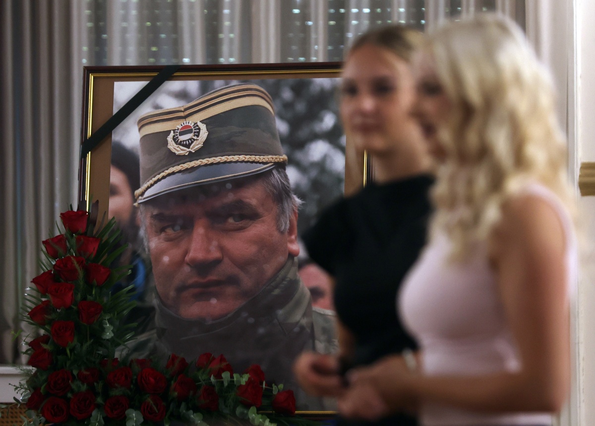 U Beogradu održana komemoracija Ratku Mladiću. Došao i srpski ministar