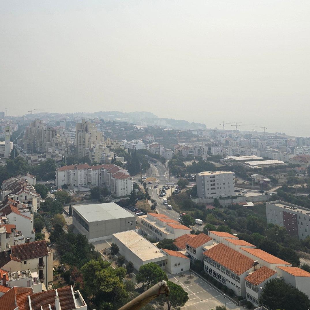 U BiH divlja požar, dim prekrio Dalmaciju. Vlada šalje kanadere