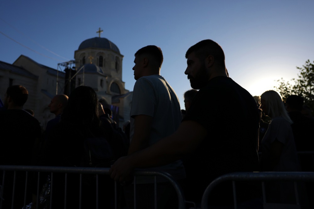 Danas pokop Ratka Mladića. Stigao i Vučićev sin