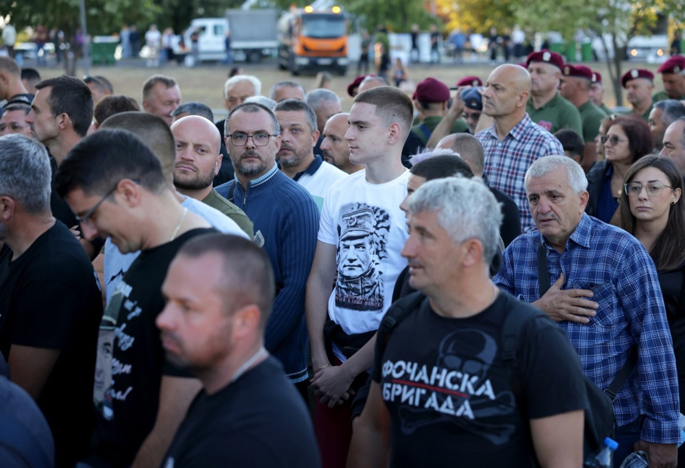 Danas pokop Ratka Mladića. Stigao i Vučićev sin