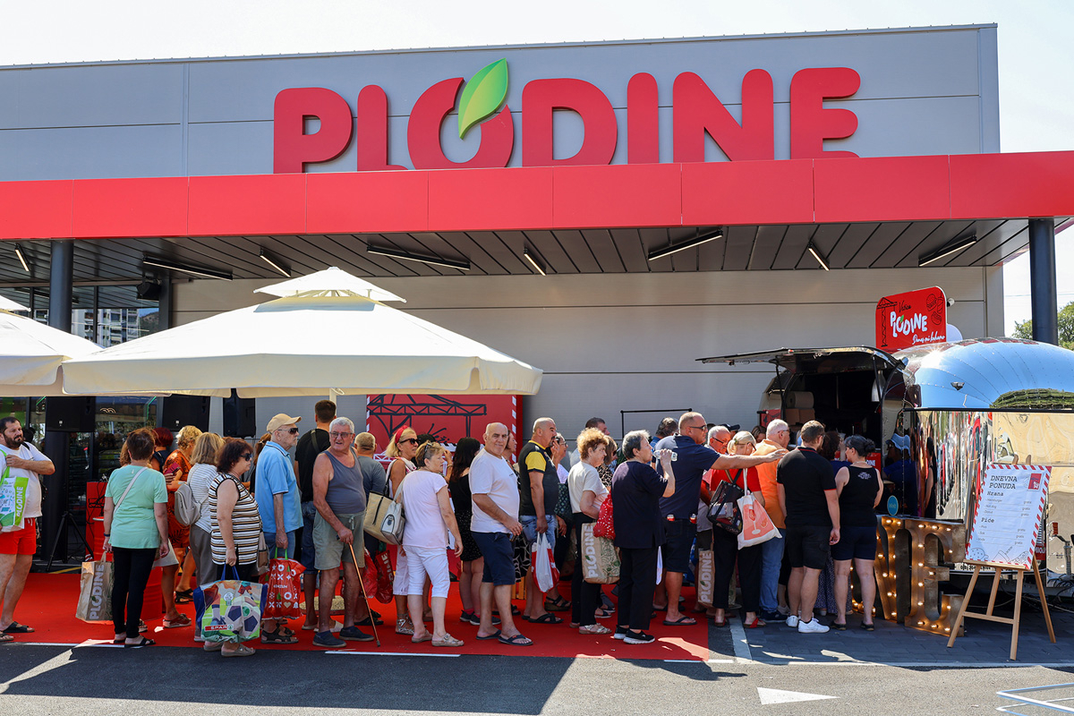 Plodine slavile otvorenje u Rijeci uz tisuću nagrada i 1600 porcija hrane