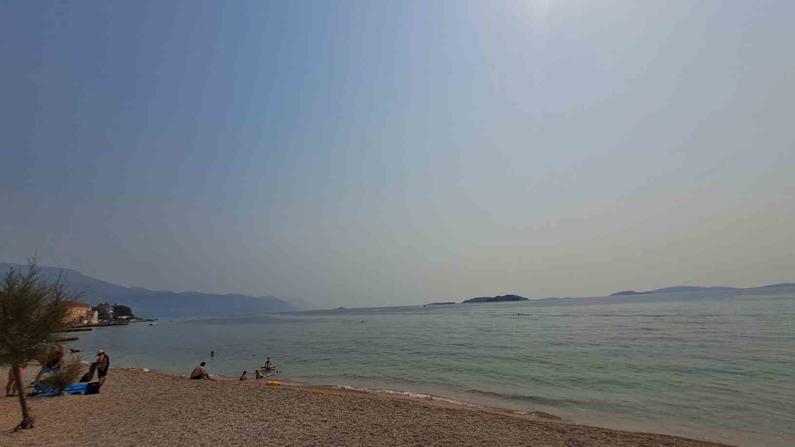 Dim iznad Orebića na Pelješcu.