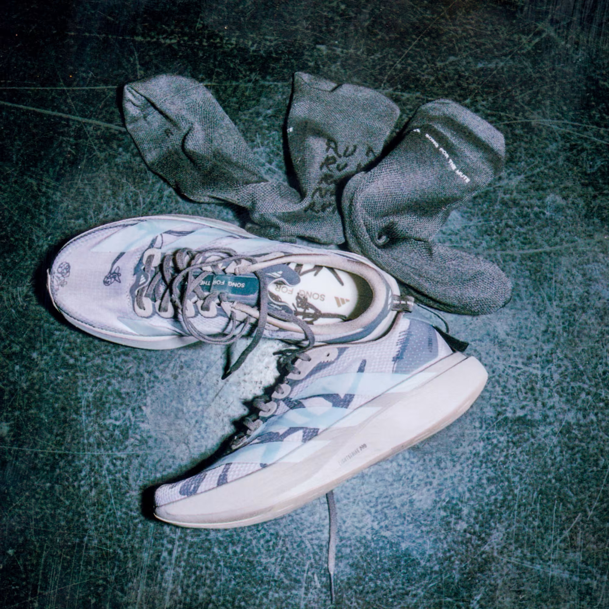 adidas ide u potpuno drukčijem smjeru: ove tenisice izgledaju kao skica