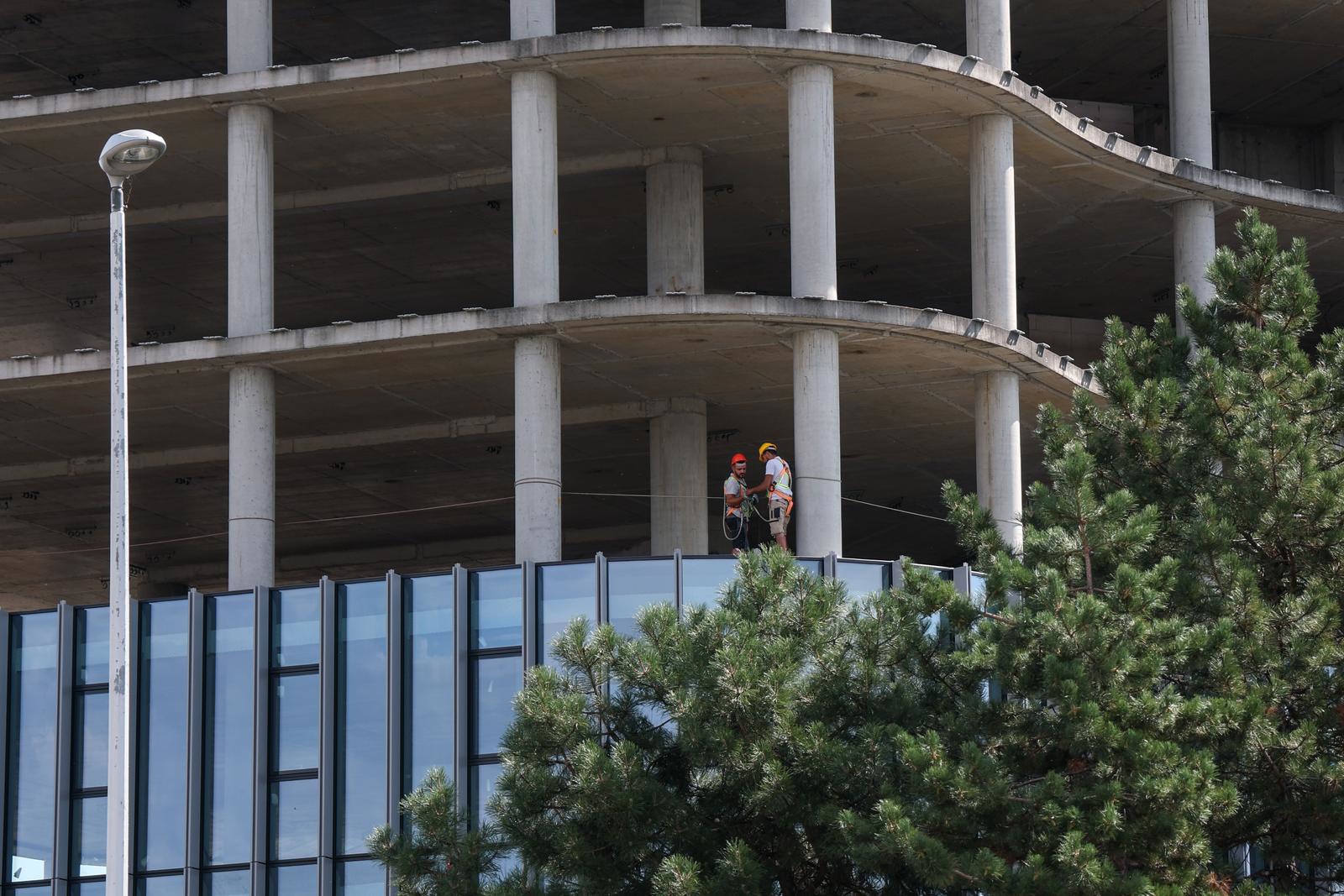 FOTO I VIDEO Ova zgrada konačno prestaje biti jedno od najvećih rugla Zagreba?