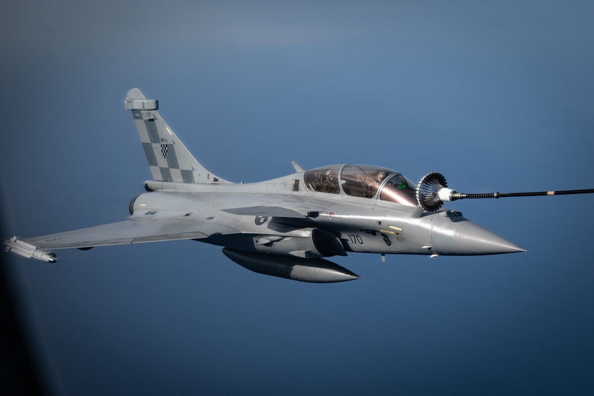 FOTO I VIDEO Pogledajte kako njemački A400M u zraku opskrbljuje hrvatski Rafale gorivom