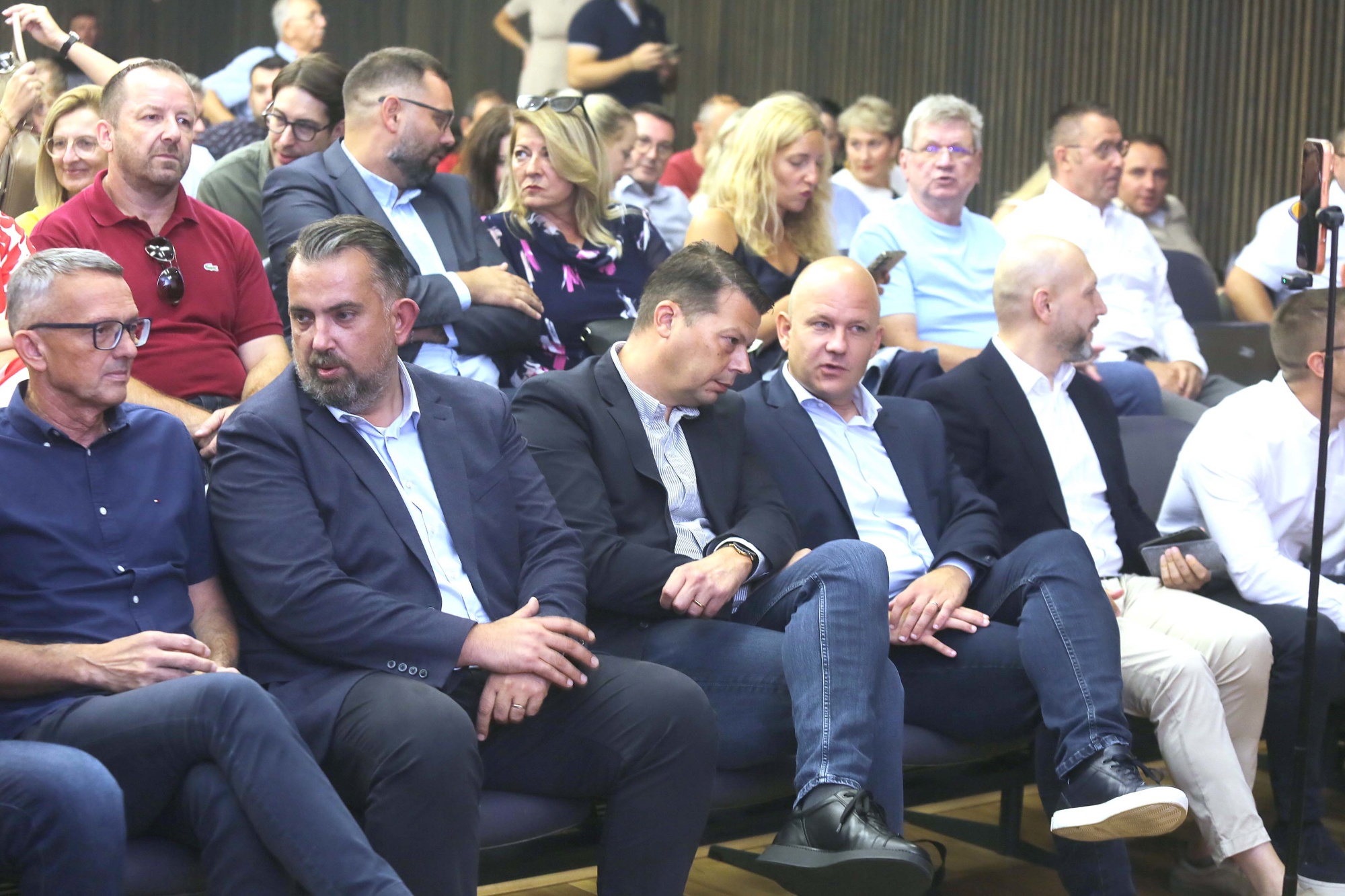 SDP presložio vrh stranke, Zubčić novi glavni tajnik
