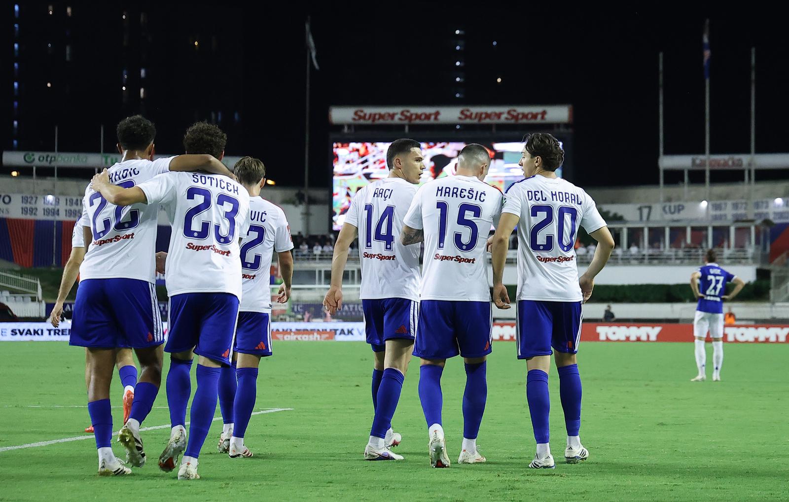 Hajduk pobijedio Slaven i preuzeo vrh SHNL-a