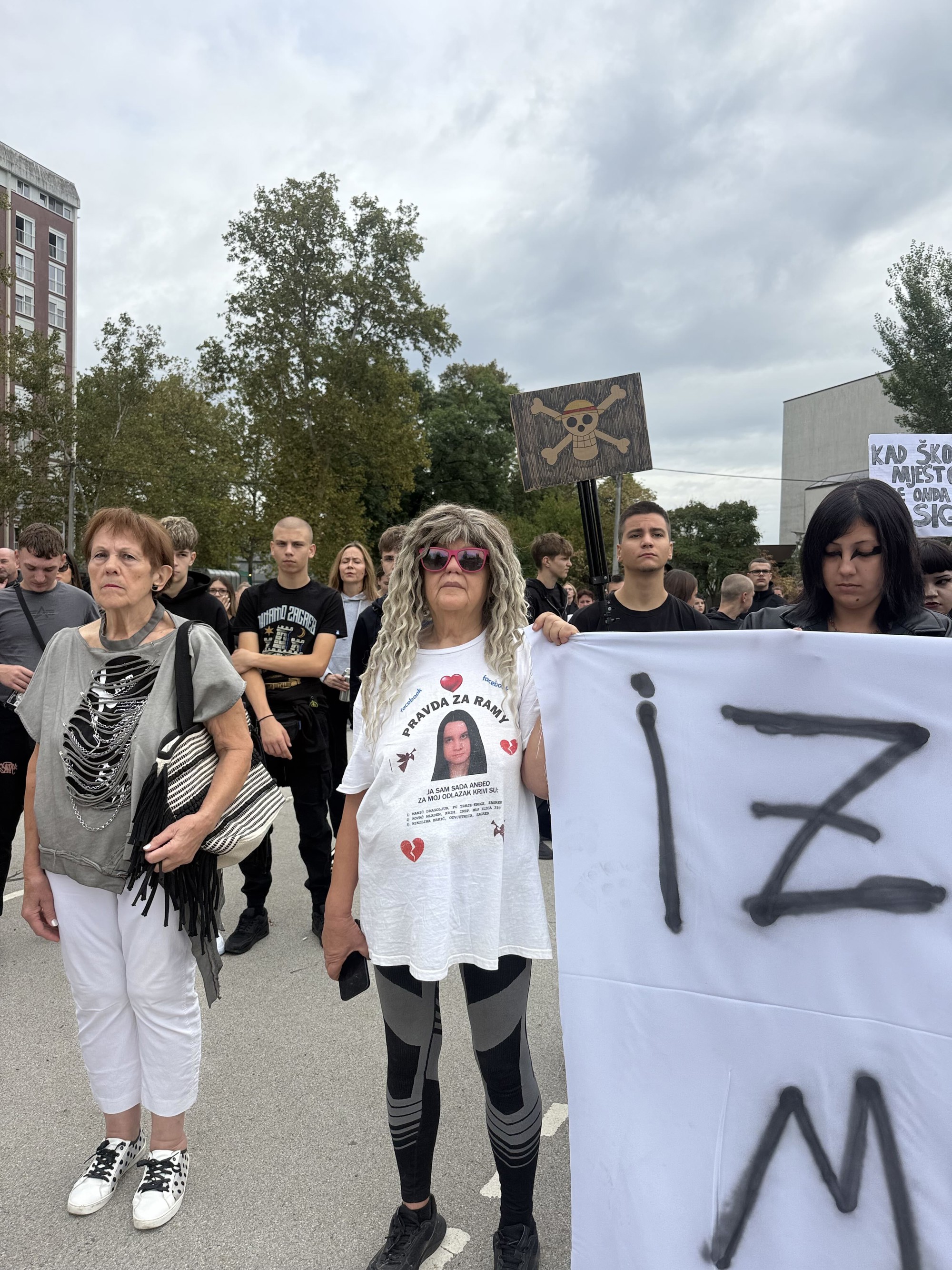 Profesor koji je stao pred napadača: Moji učenici su hrabriji od mnogih nastavnika