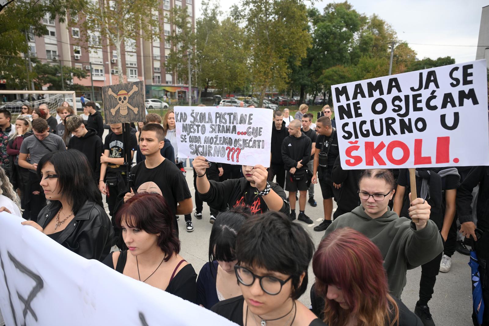 Profesor koji je stao pred napadača: Moji učenici su hrabriji od mnogih nastavnika