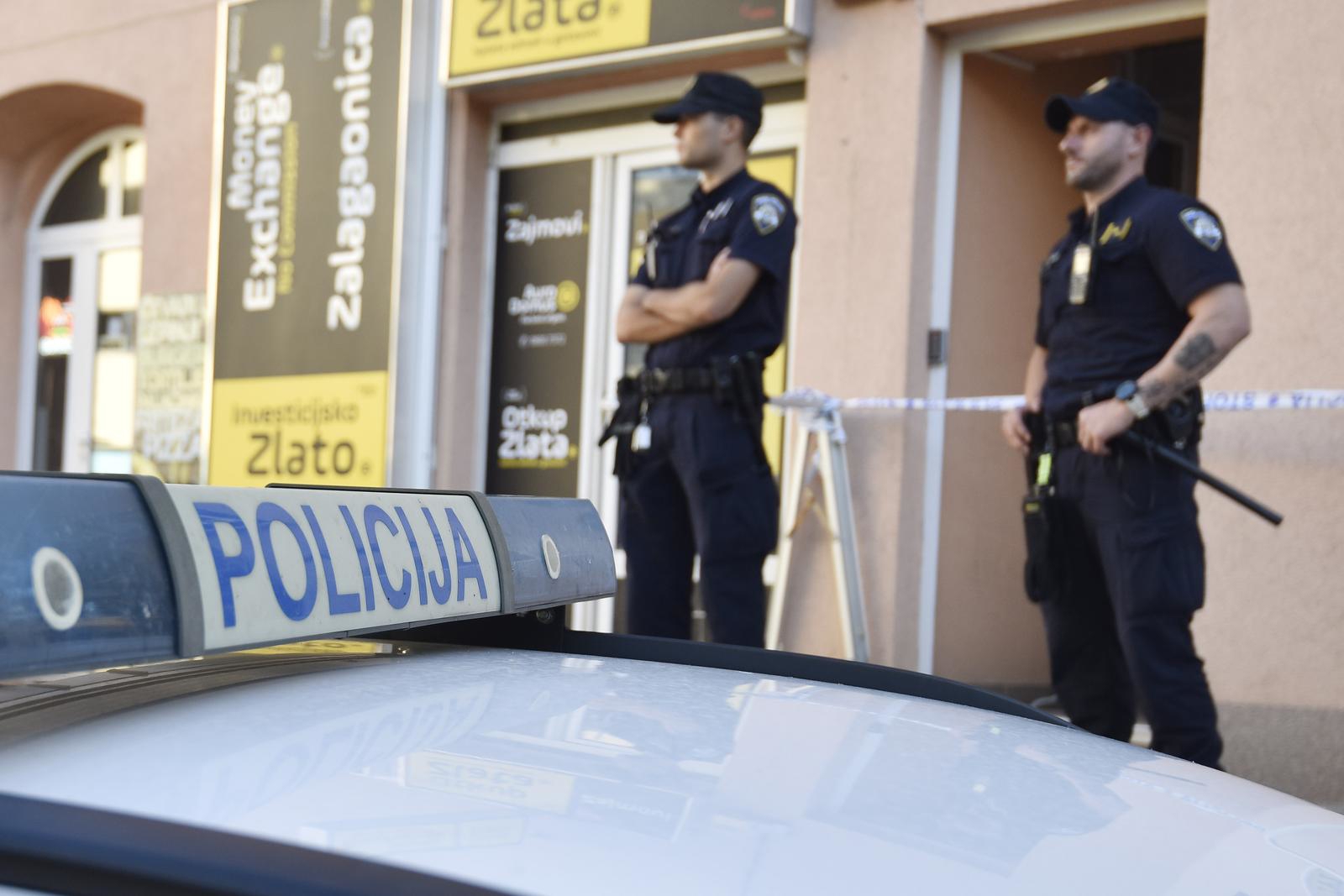 Drogiran ubio muškarca pa teško ranio djevojku u Šibeniku. Oglasio se DORH