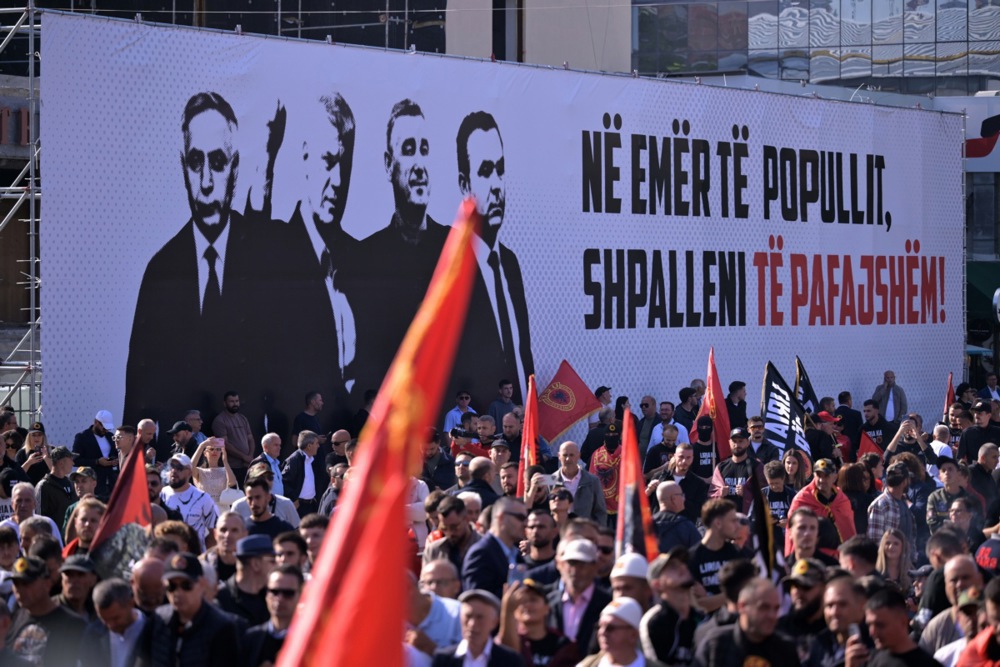 Bivši kosovski predsjednik osuđen za ratne zločine, dobio 25 godina