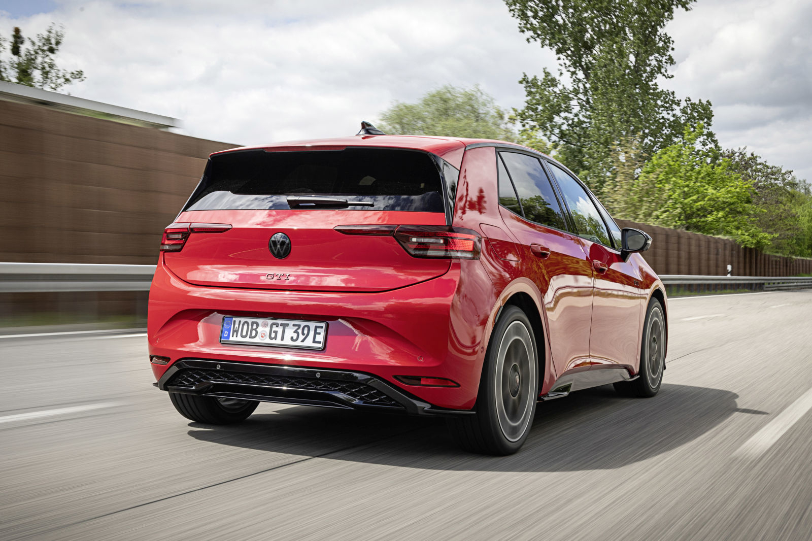 Volkswagen ID.3 GTI: Predstavljen najsnažniji GTI u povijesti sa stražnjim pogonom
