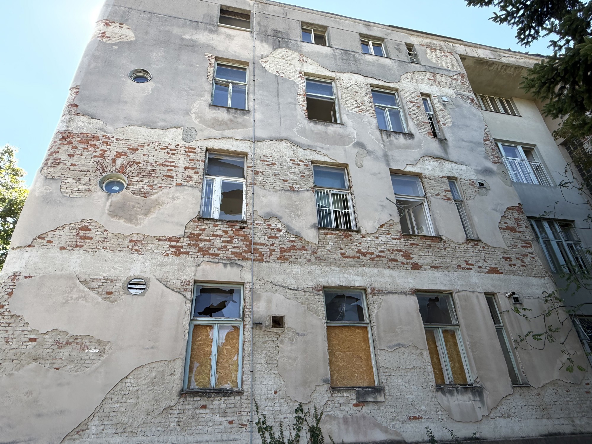 FOTO Pogledajte zgradu u Zagrebu koja je stradala u potresu prije šest godina