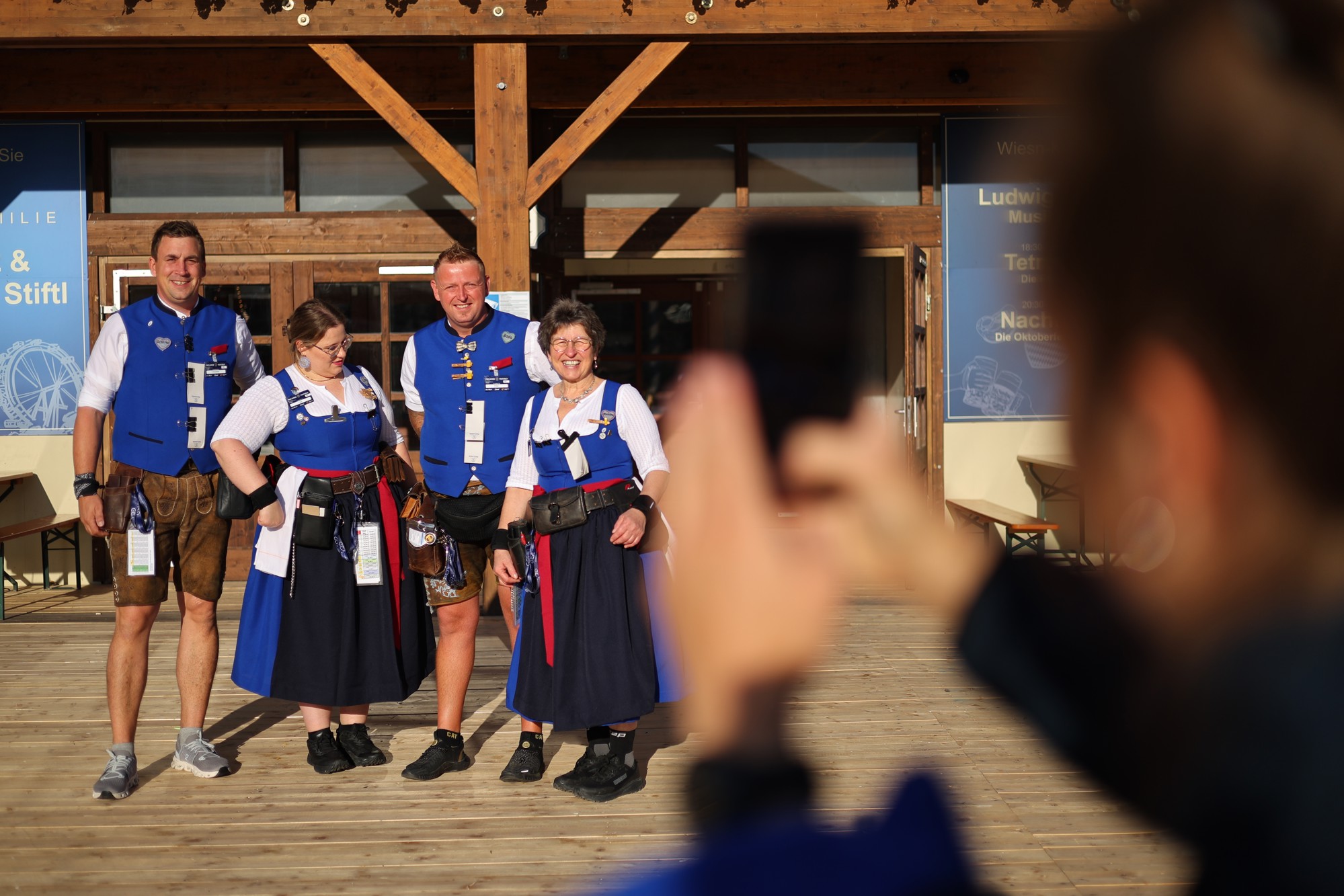 Počeo Oktoberfest, Nijemci o cijenama: "Za jedan dan računajte više od 200 €"