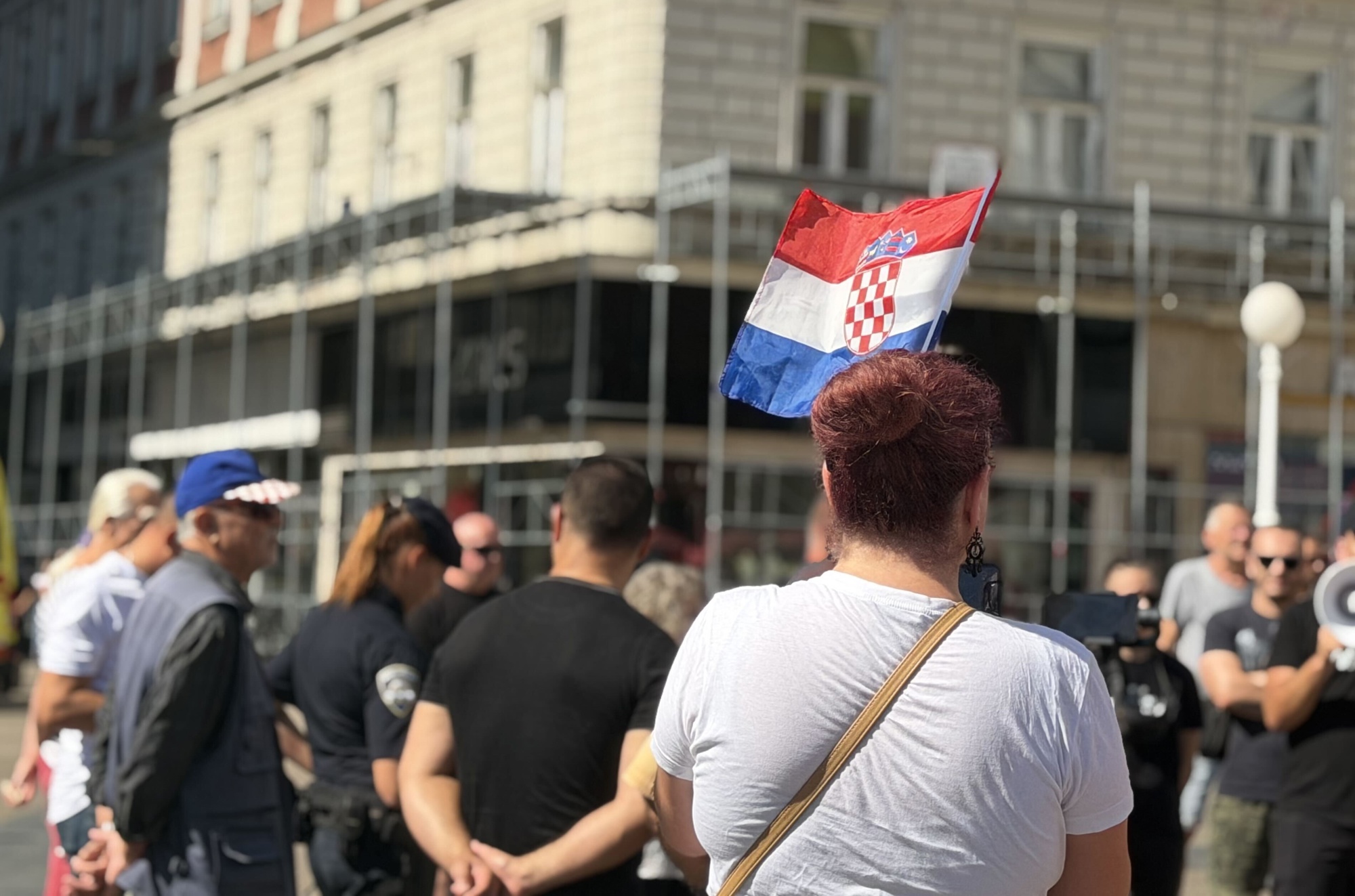 U Zagrebu prosvjed protiv "zamjene stanovništa", organizator napao Tomaševića