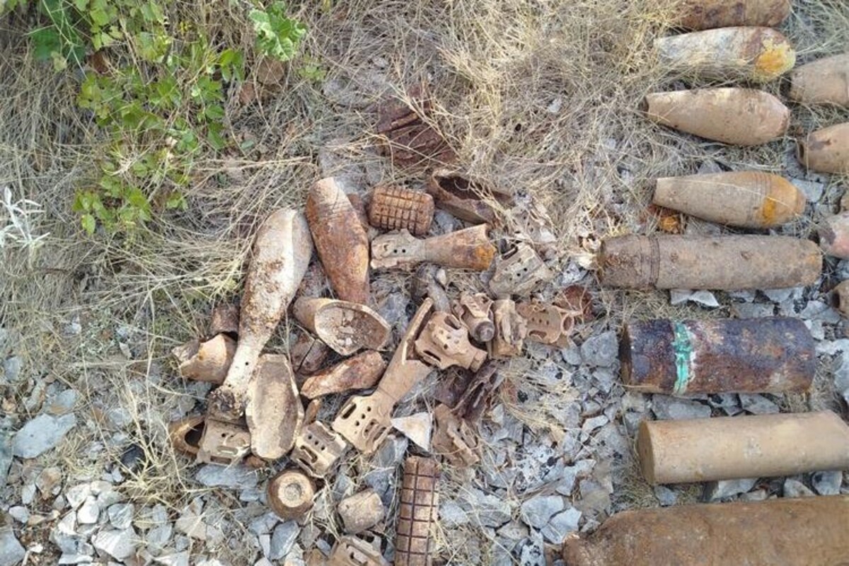 VIDEO Na Braču iz jame duboke 200 metara izvlačili bombe iz Drugog svjetskog rata