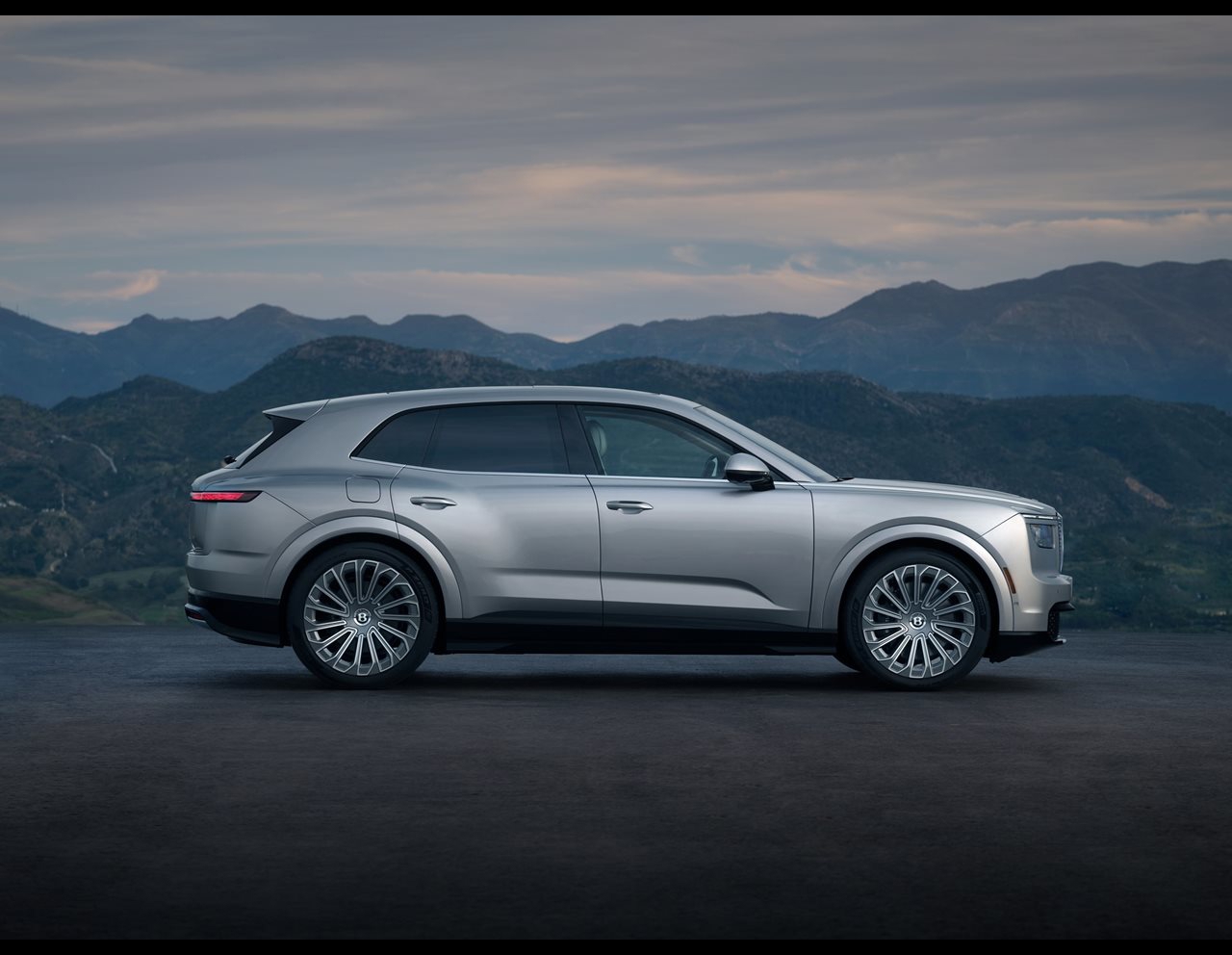 FOTO Bentley je dugo čekao s prvim električnim autom. Je li se čekanje isplatilo?