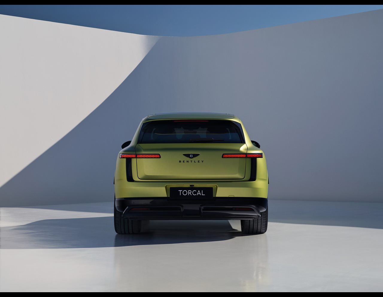 FOTO Bentley je dugo čekao s prvim električnim autom. Je li se čekanje isplatilo?