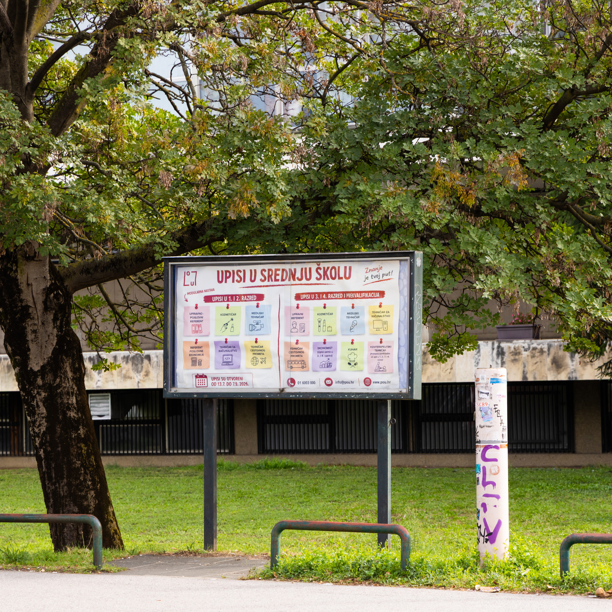 Otvorio ga Tito, 90-ih maknuli kip slavnog partizana. Danas se tamo partija