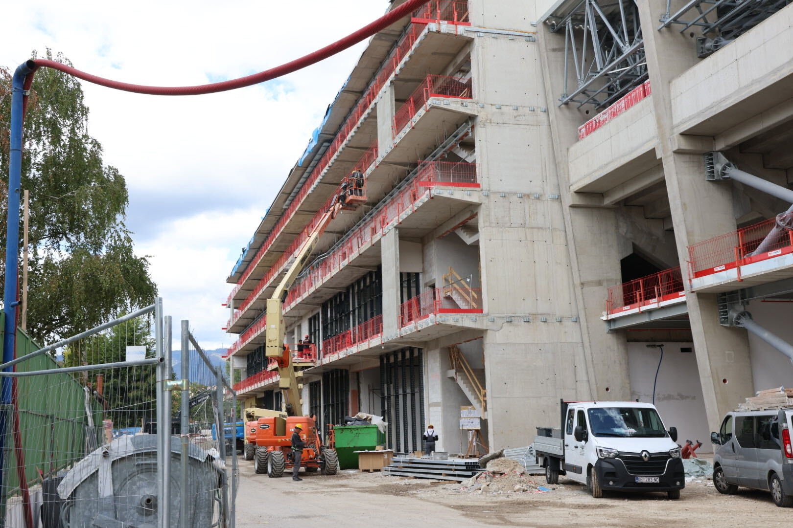 Jučer je otkriven novi Maksimir. Evo kako danas izgleda stadion u Kranjčevićevoj