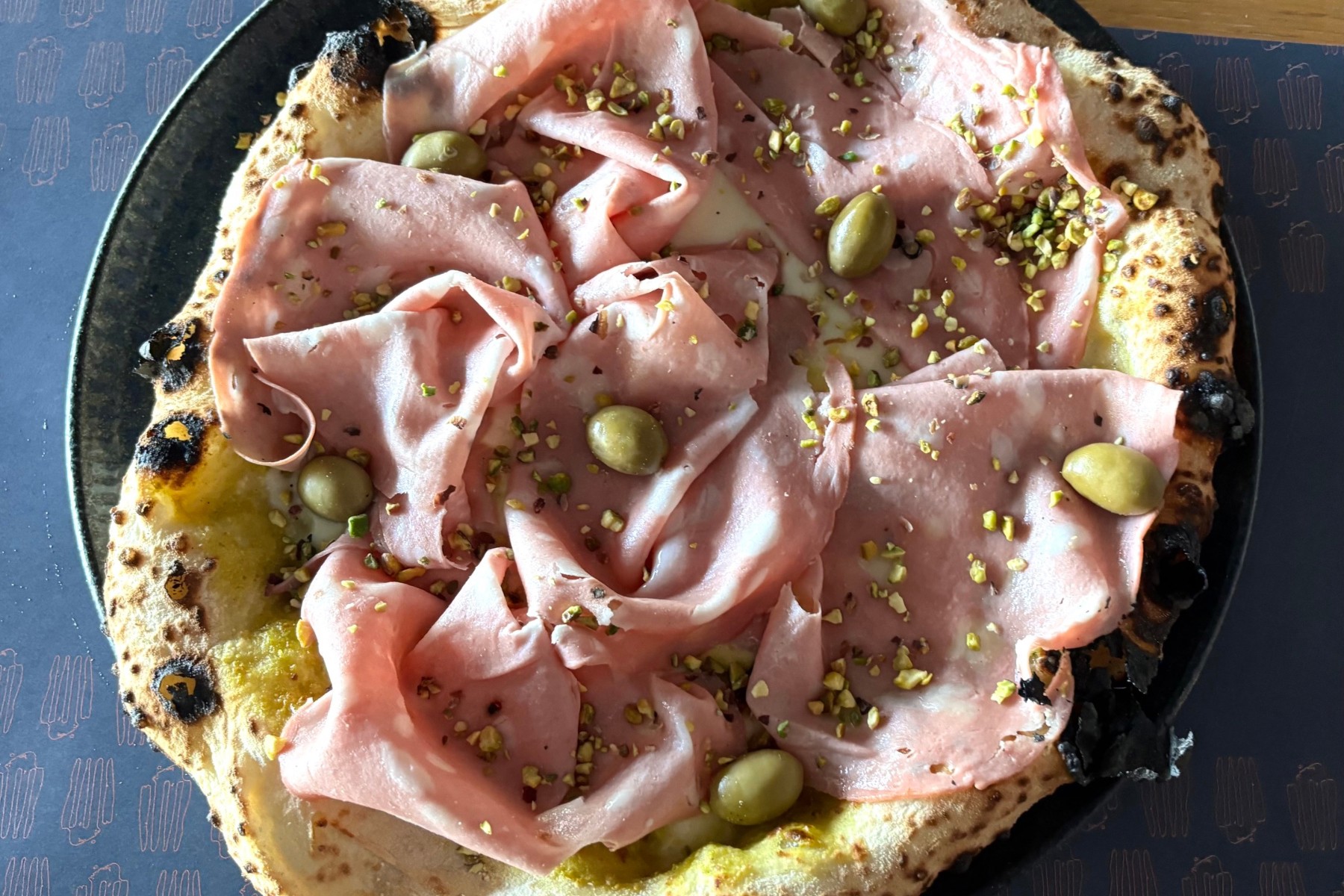Vratio se u poznatu vinkovačku pizzeriju nakon 3 godine. Pizze su sada još bolje