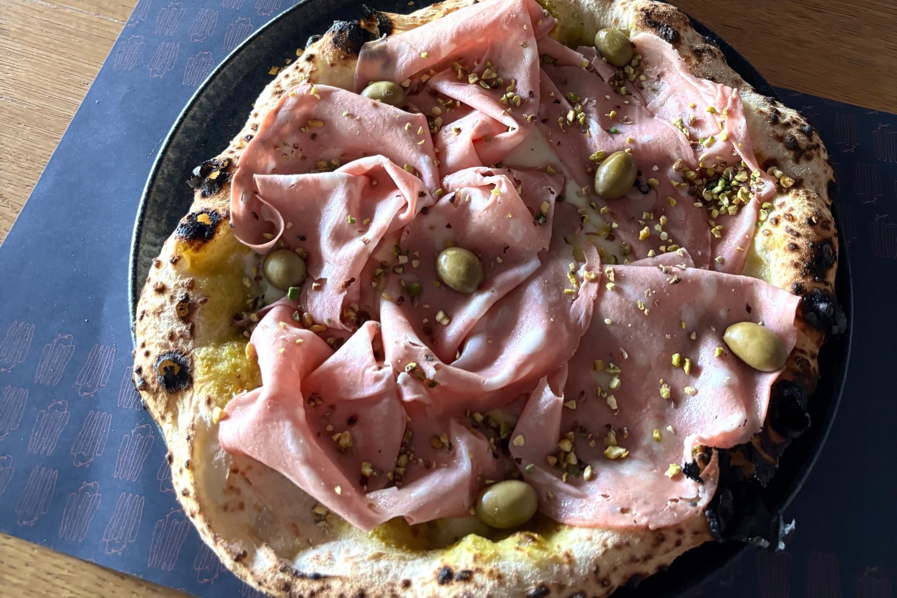 Vratio se u poznatu vinkovačku pizzeriju nakon 3 godine. Pizze su sada još bolje