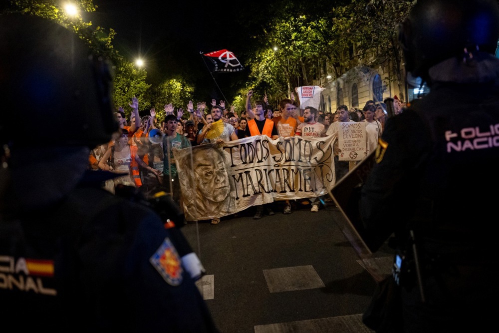 30.000 prosvjednika marširalo ulicama Madrida. Stotine šatora postavljene na trgu