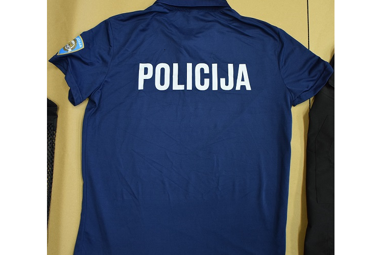 FOTO Glumio policajca po Zagrebu. Imao je lažne značke, rotirke i policijsku odjeću