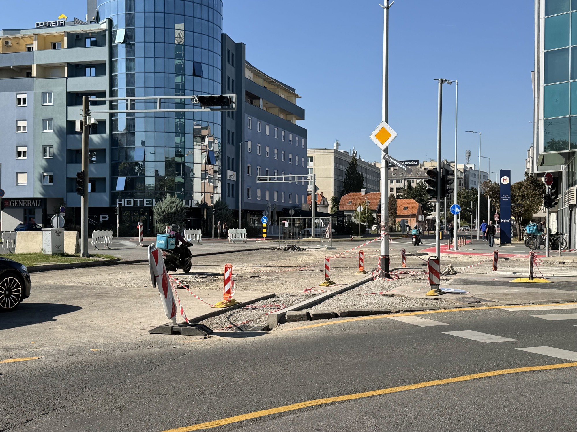 FOTO Radovi na Vukovarskoj stali zbog štrajka