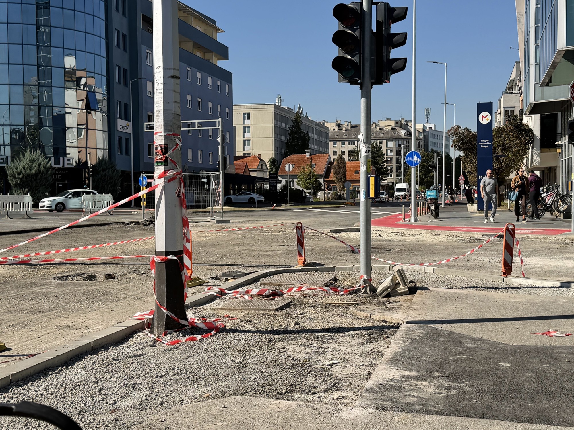 FOTO Radovi na Vukovarskoj stali zbog štrajka