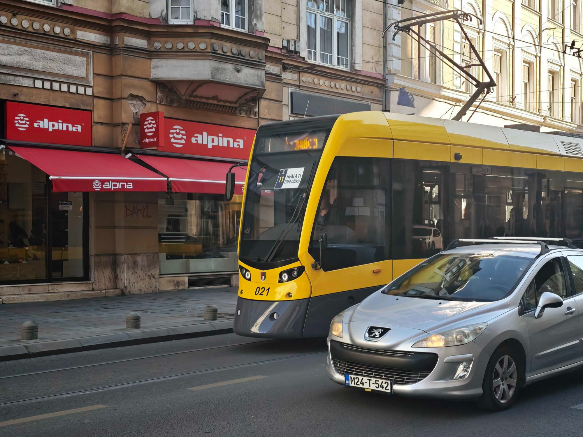 Sarajevo se oprašta od legende: Jela sam 11 ćevapa, a Džeko me dočekao i uz desert